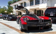 - Pagani Huayra  McLaren MP4-12C